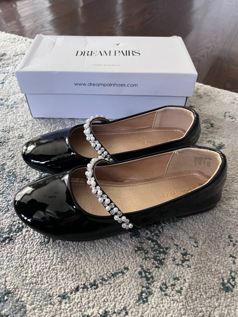 DREAM PAIRS Girls Dress Shoes - Flats